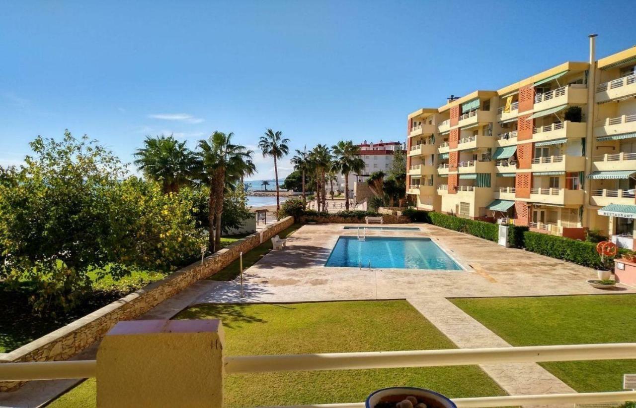 Primera Linea De Mar Con Piscina En Ebrehogar * Sant Carlos de la Ràpita